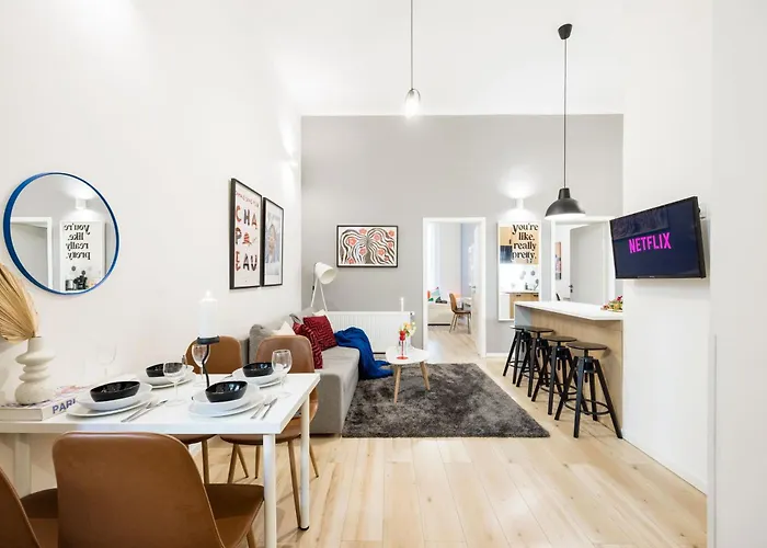 Apartment Walk To Opera & Basilica - Live Like A Local Budapest